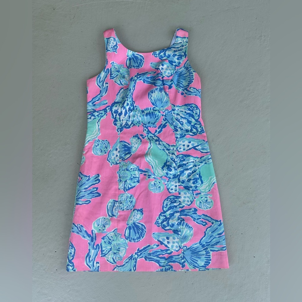 Lilly Pulitzer Cathy Shift Dress with seashell zipper pull and lace detail